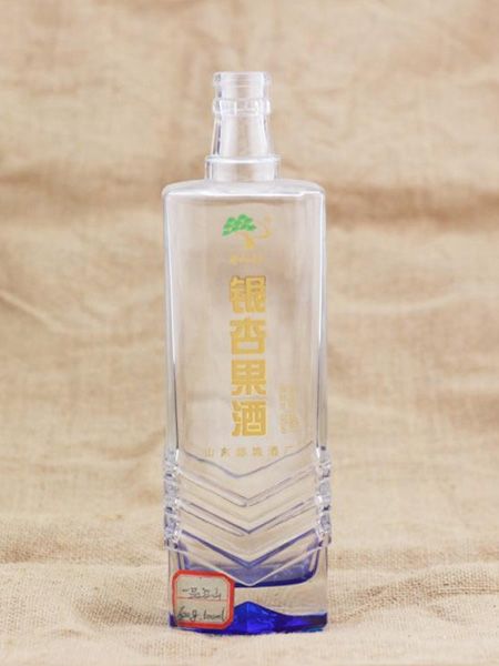晶白瓶