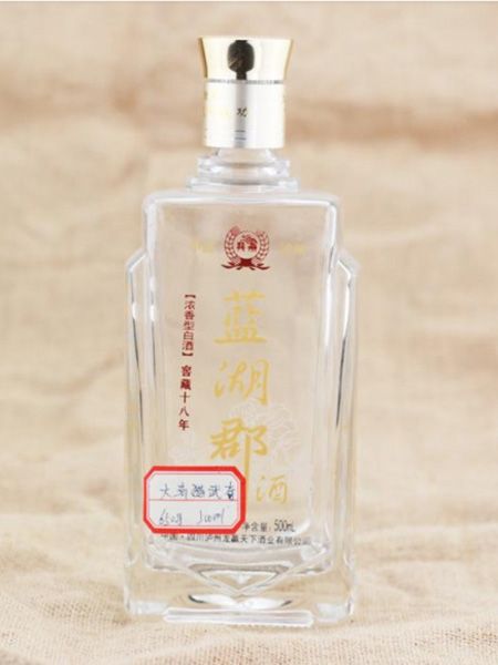 晶白瓶