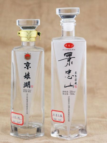 晶白瓶